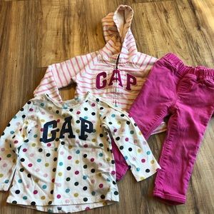 Gap Outfit. Jeggings, long sleeve t & hoodie